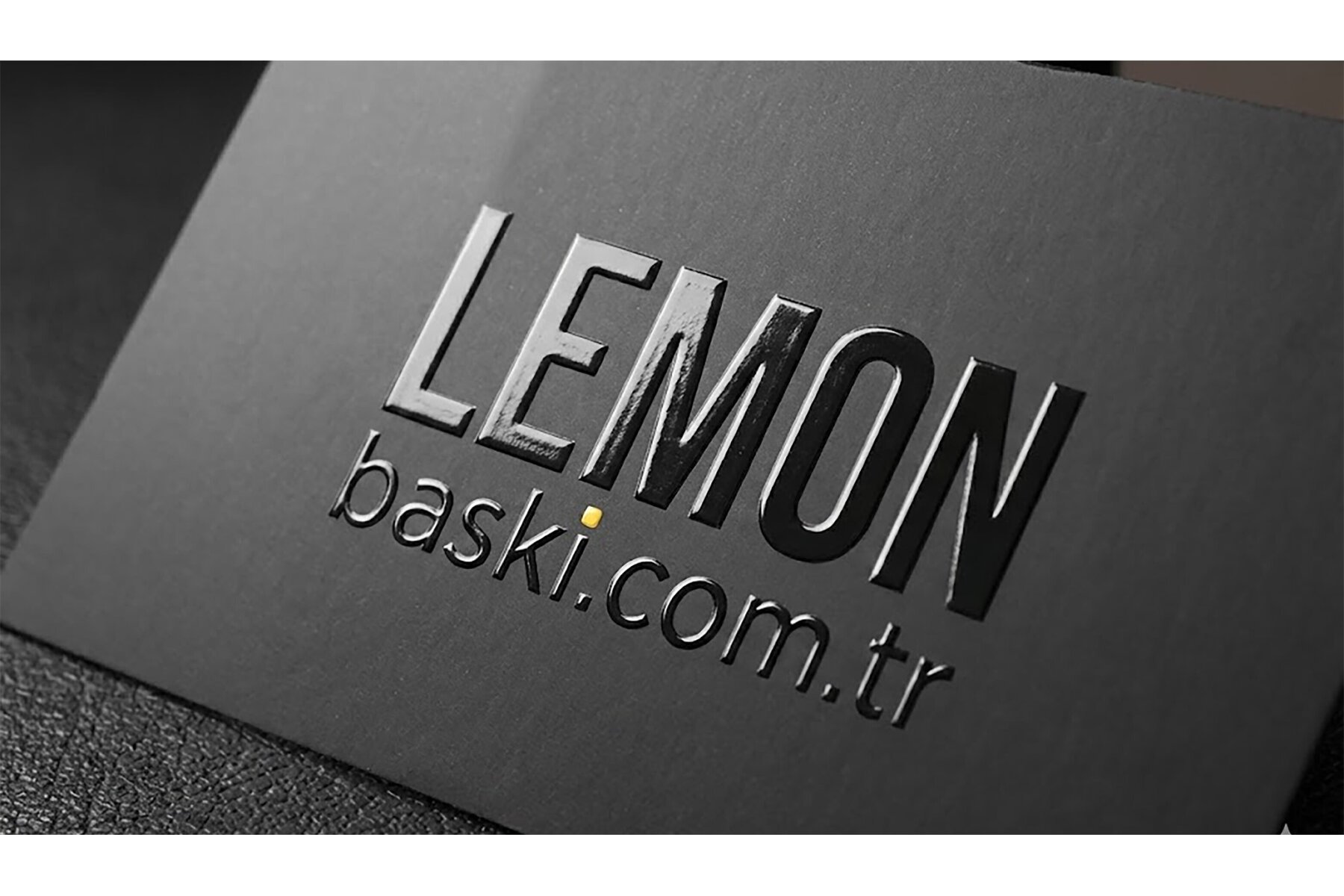 Kabartma Laklı Kartvizit