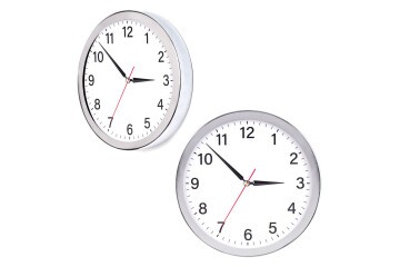 Krom Çerçeveli Duvar Saati