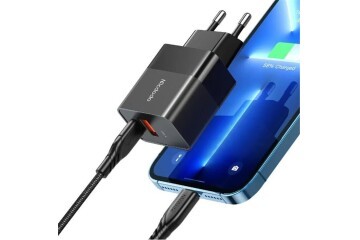 MCDODO CH-1952 20W 1xType-C ve 1xUSB Girişli Şarj Adaptörü + Type-C To iPhone Kablo - Siyah