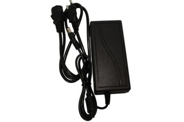 Infinity INF-1203 12V 3 Amper Plastik Adaptör